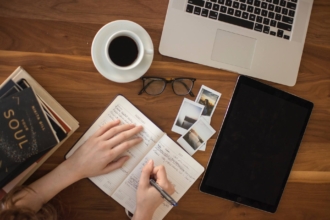 Social media survey questions: Examples and best practices